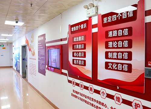 强化标杆引领，推进阵地建设