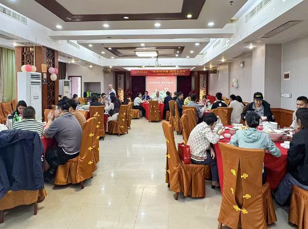 冬至饺子香，温情聚Z6人生就是博